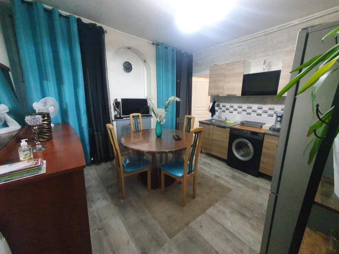 Bel Petit Appartement Charleville-Mézières Kültér fotó